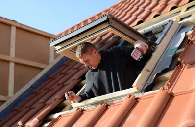 Pose de fenêtres de toit Velux à Annonville